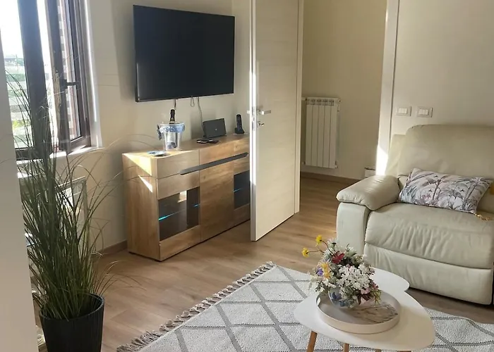 Luxury Al Four Seasons * Paola