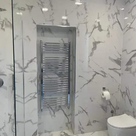 Luxury Al Four Seasons *