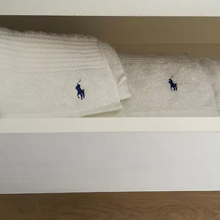 Luxury Al Four Seasons * Paola