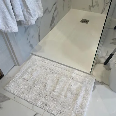 Luxury Al Four Seasons