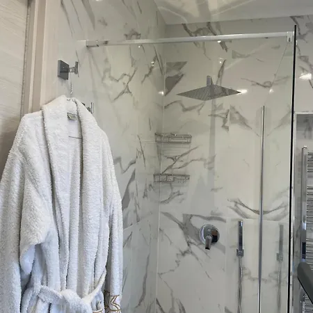 Luxury Al Four Seasons Apartament Paola