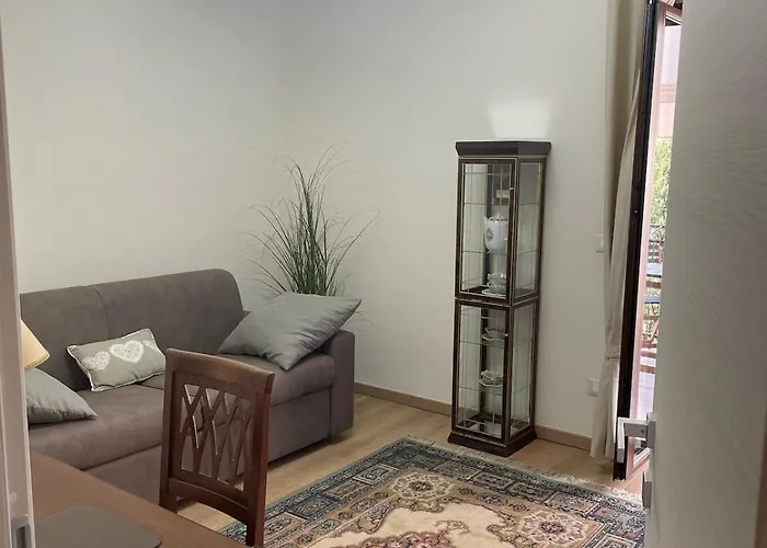 Luxury Al Four Seasons * Paola